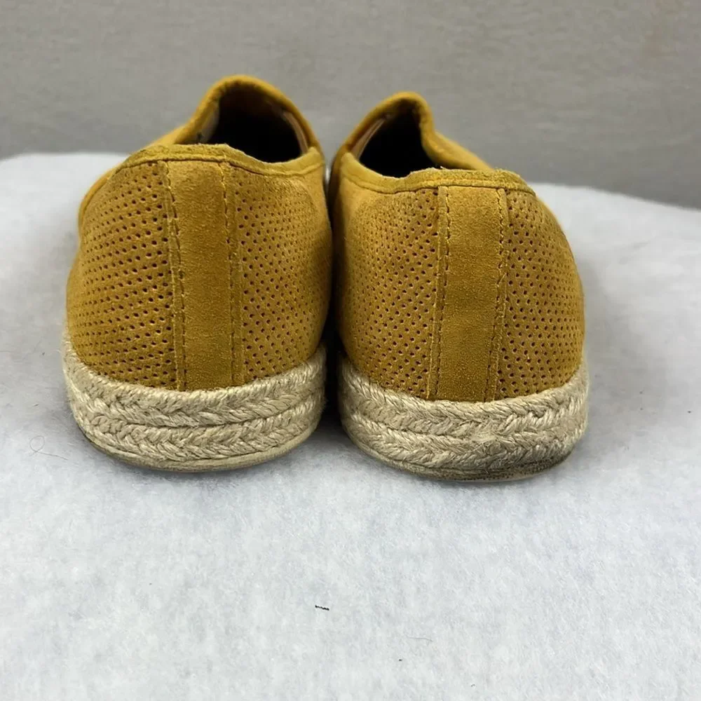Clarks‎ Suede Soft Cushion Slip On Espadrille Shoes Womens Size 9 Mustard Yellow